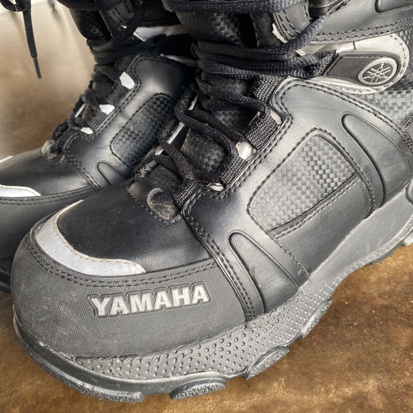 Yamaha Polar Snowmobile Winter Boot - Picture 2 of 8